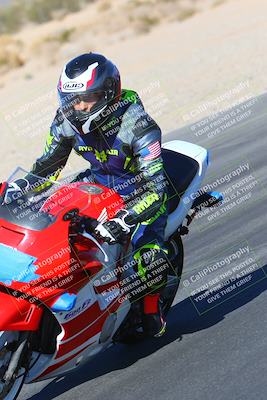 media/Jan-13-2024-SoCal Trackdays (Sat) [[9c032fe5aa]]/Turn 6 Inside (1145am)/